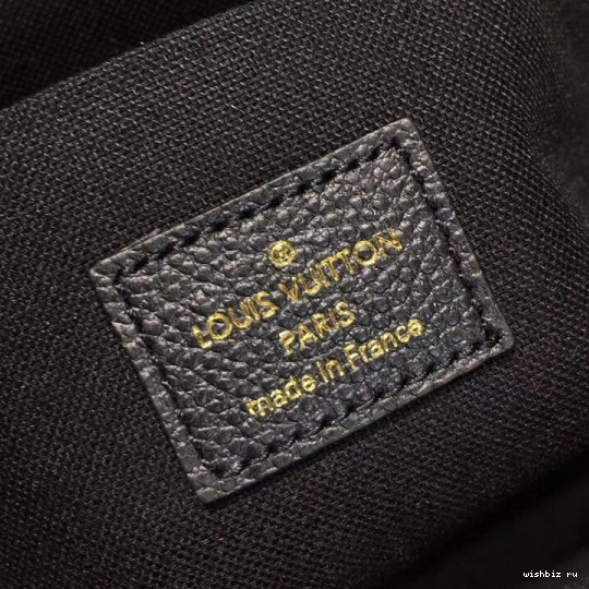 WIS POCHETTE FÉLICIE Louis Vuitton 0321